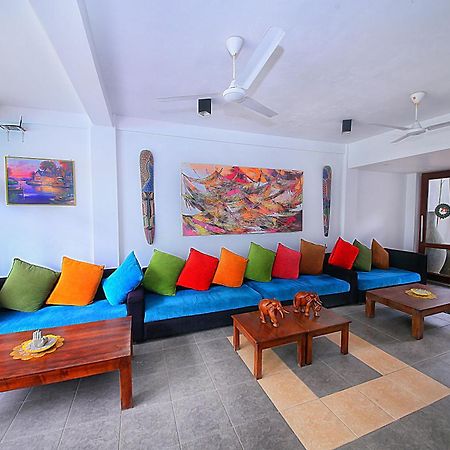 Rockside Beach Resort Бентота Экстерьер фото