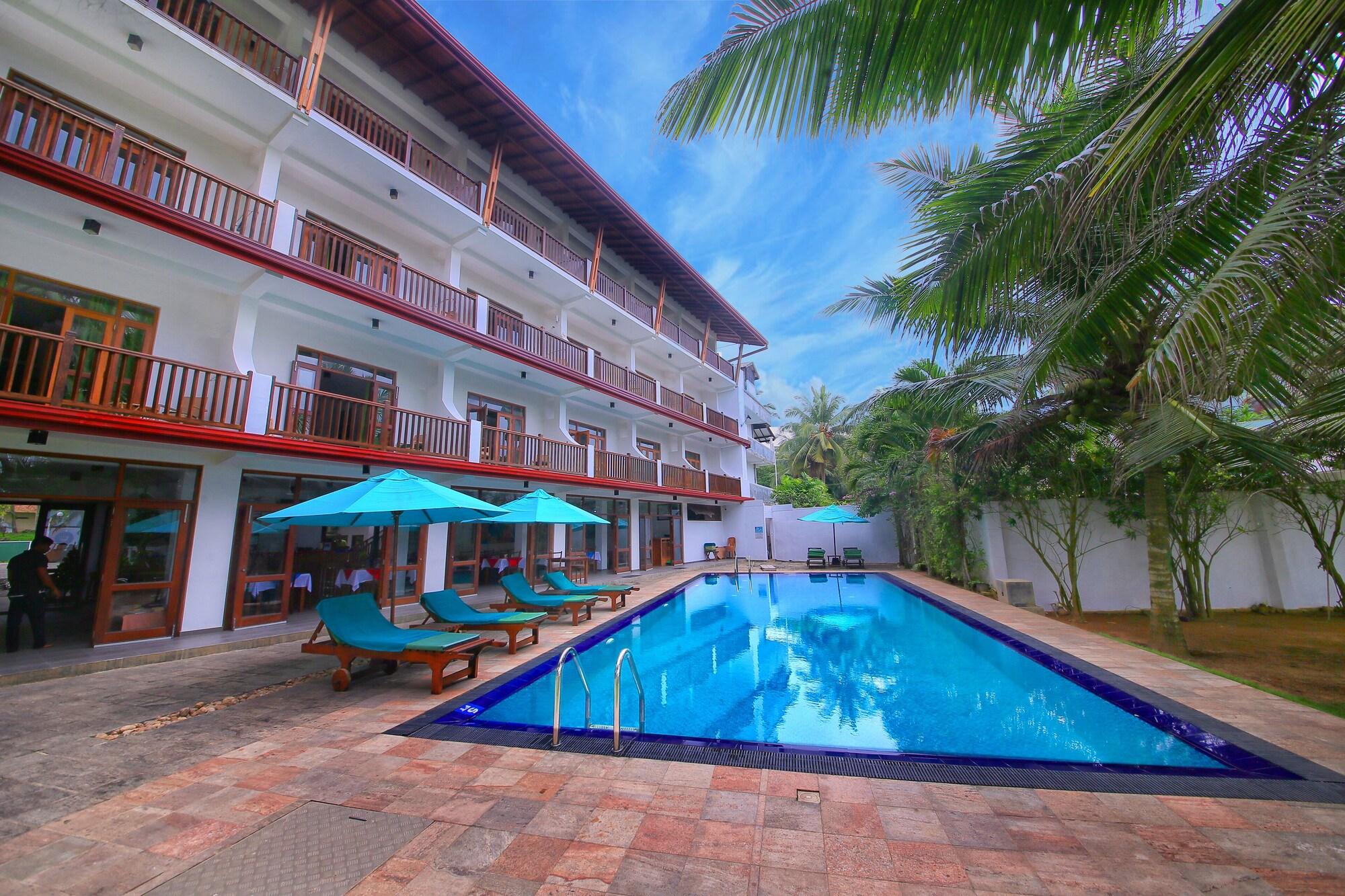 Rockside Beach Resort Бентота Экстерьер фото