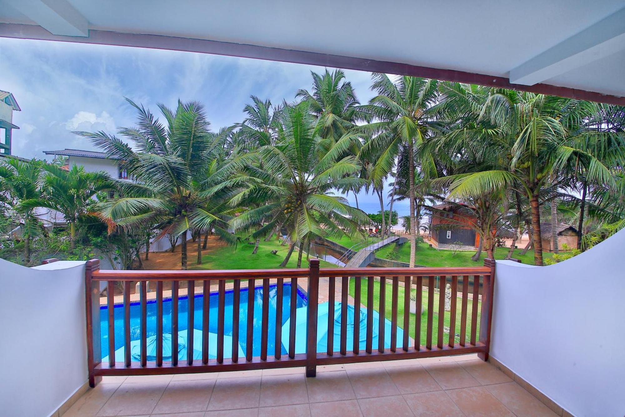 Rockside Beach Resort Бентота Экстерьер фото