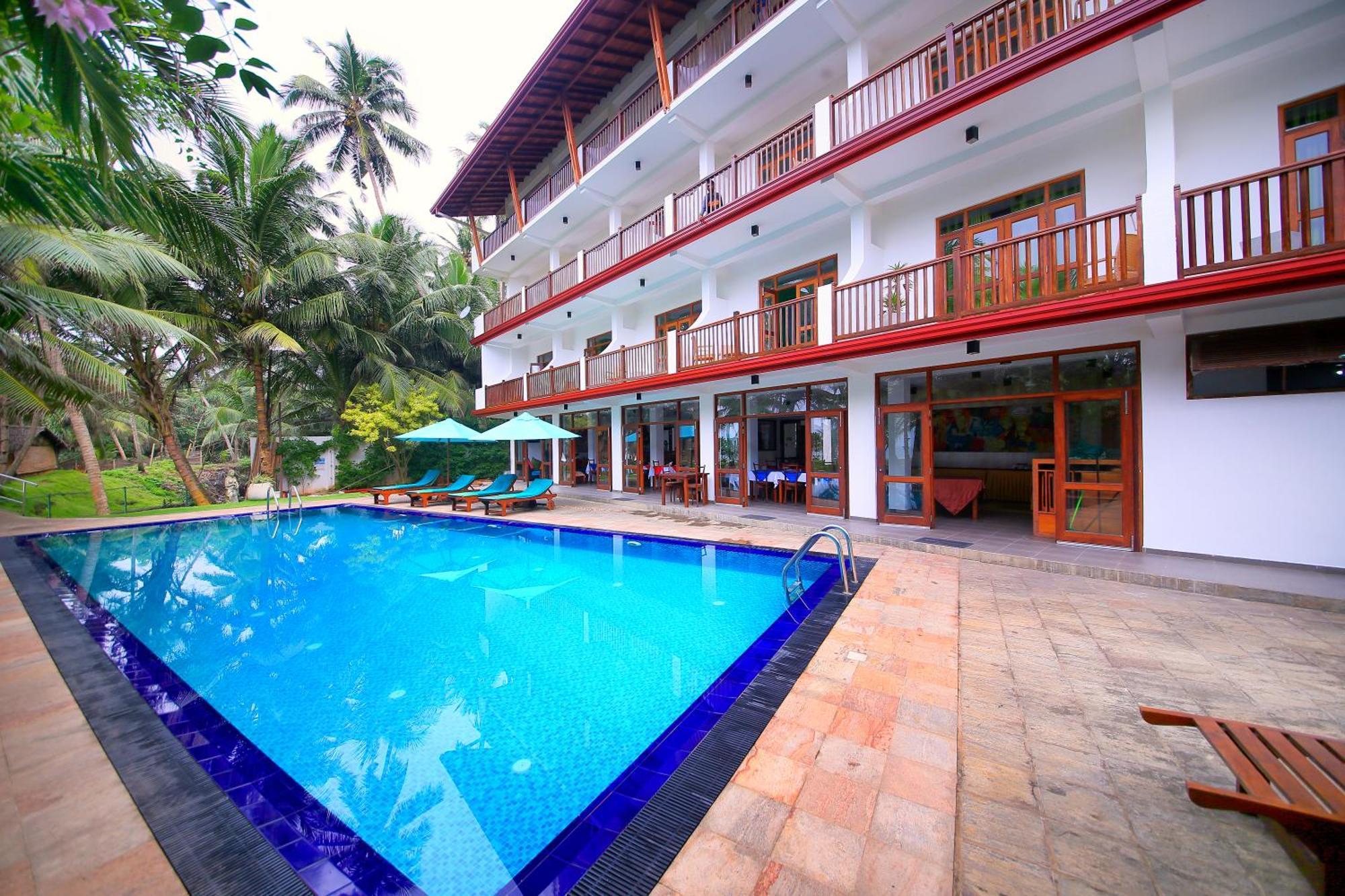 Rockside Beach Resort Бентота Экстерьер фото