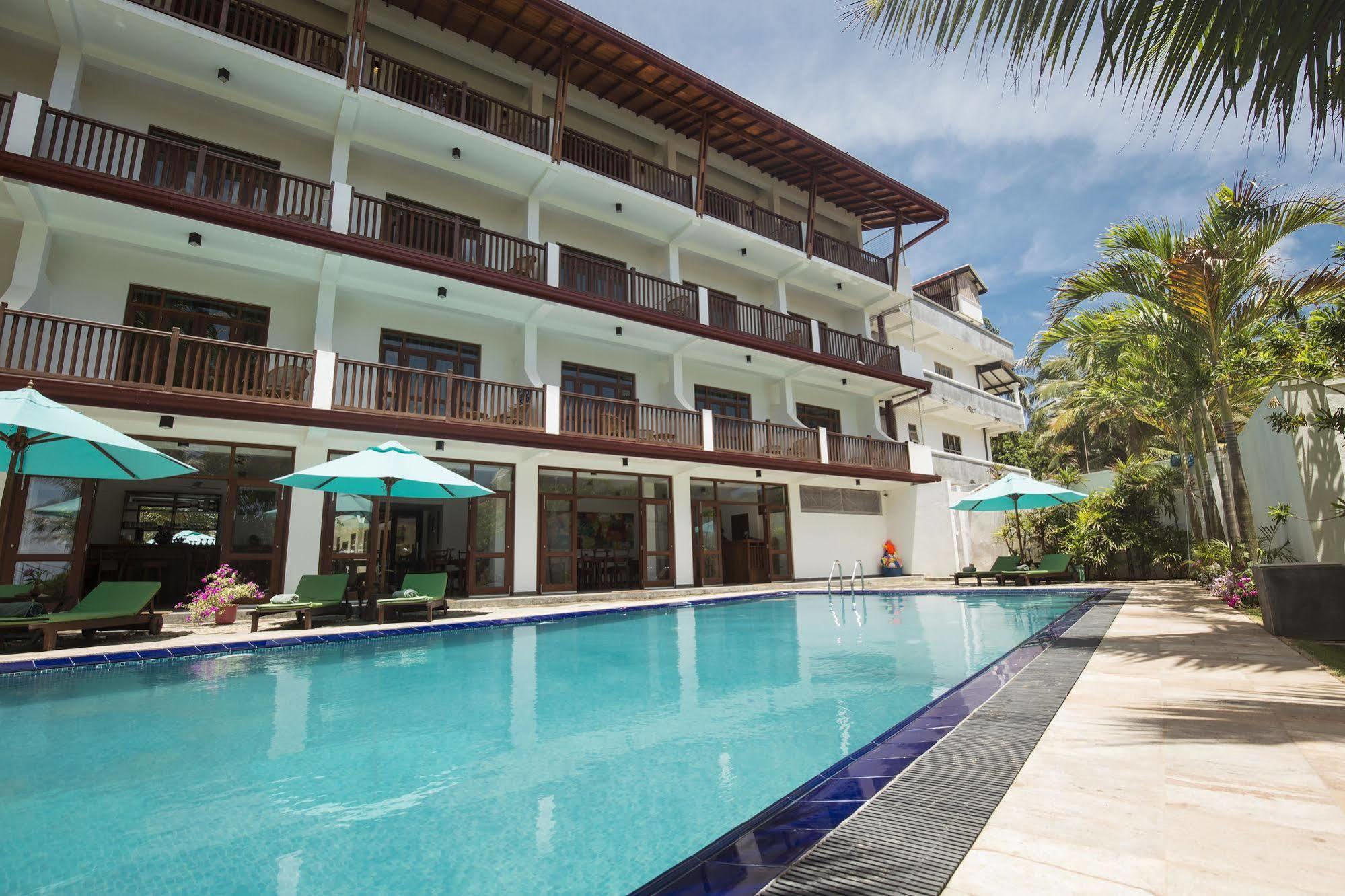 Rockside Beach Resort Бентота Экстерьер фото