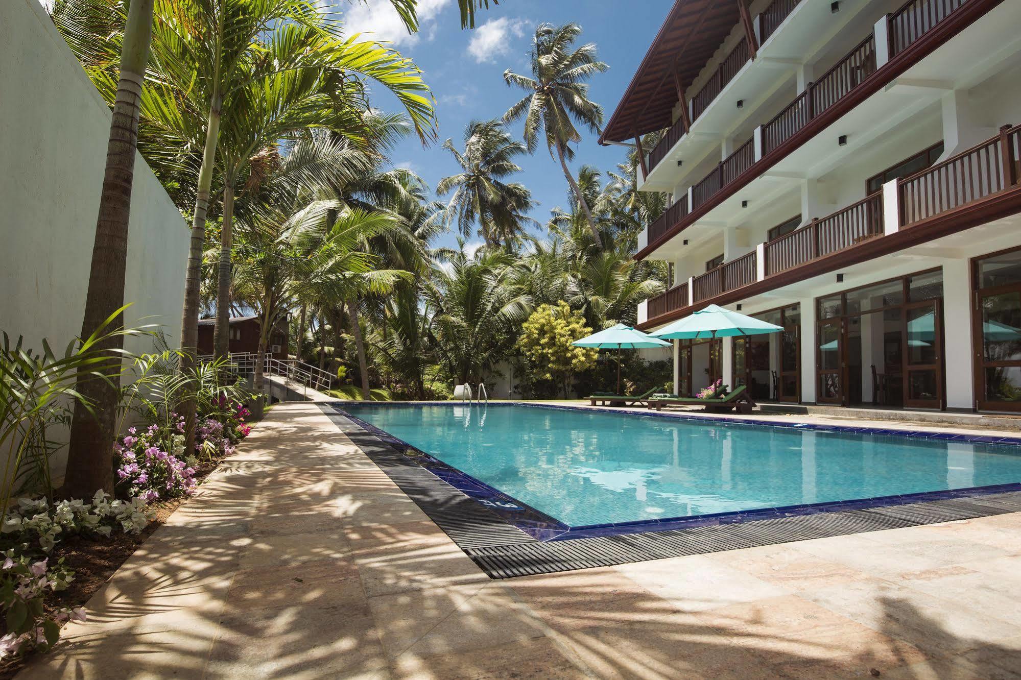 Rockside Beach Resort Бентота Экстерьер фото